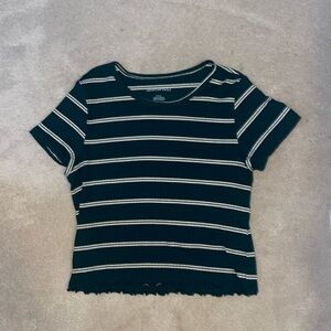 American Eagle medium green stripped stretchy shirt
